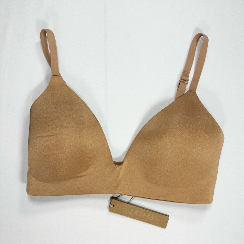 SKIMS Wireless T-Shirt Bra Ochre Nude Minimal Clean Girl NWT 30D